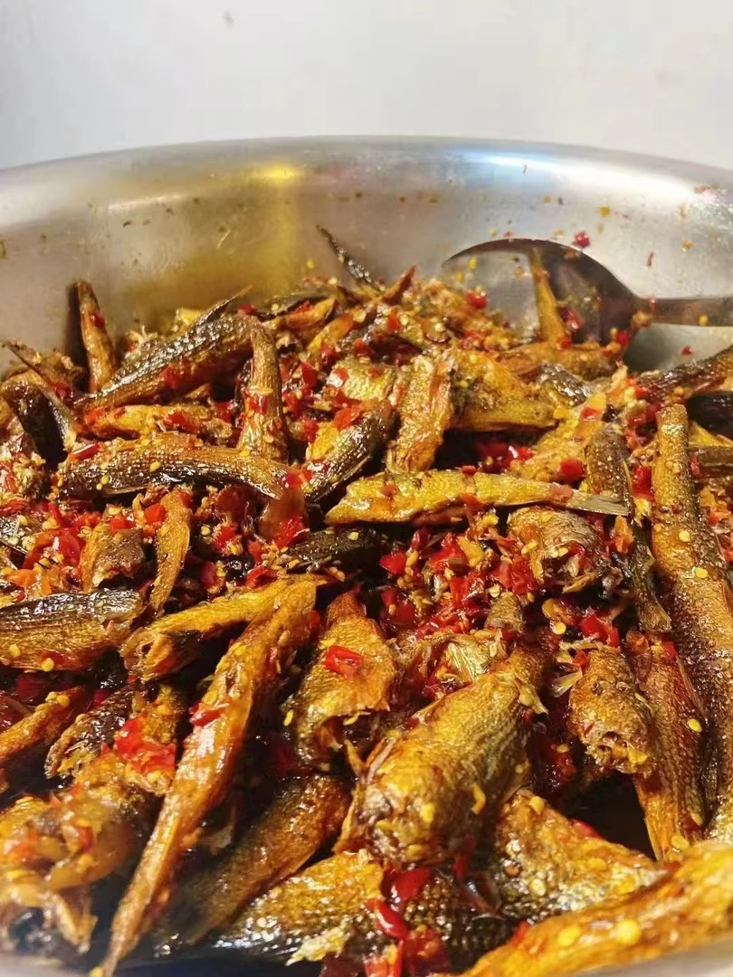 代购助农《香辣手撕鱼、霉豆腐、红薯干、米粉}赶集现拍红薯辣椒干货