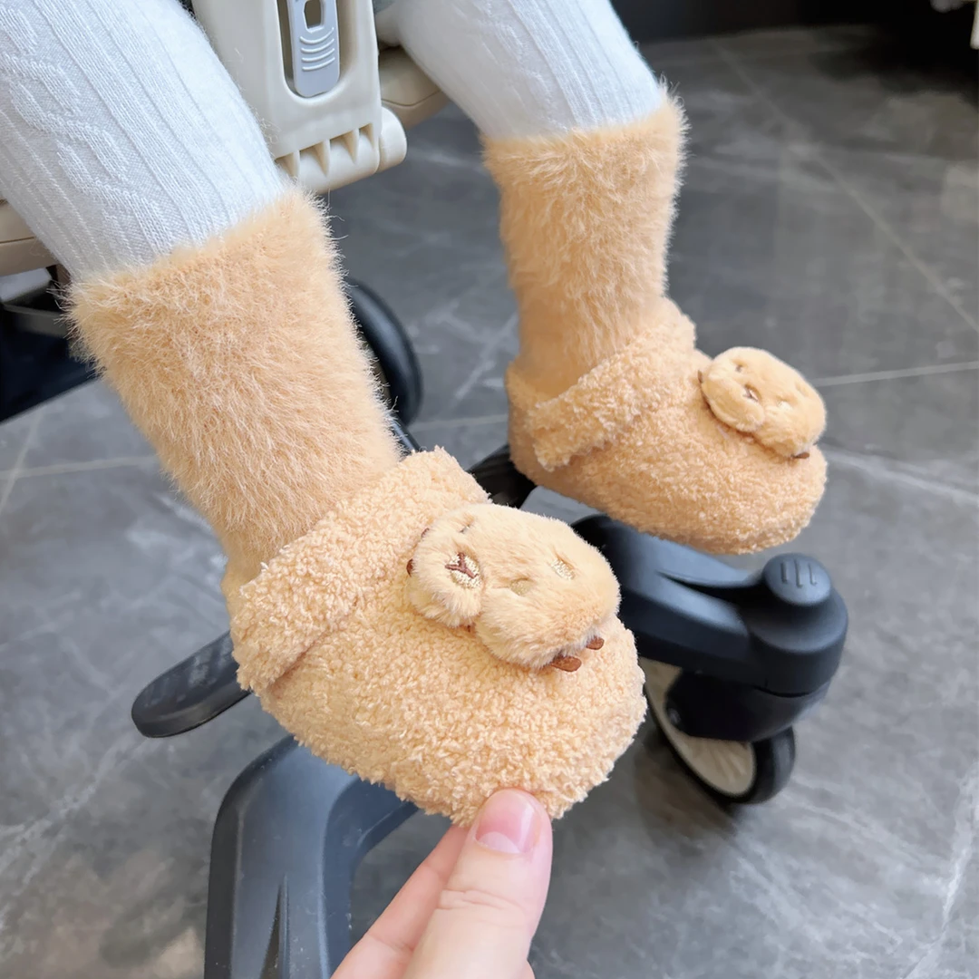 婴幼儿加绒加厚棉鞋冬季软底步前鞋0到1岁男女宝宝保暖新生儿防掉