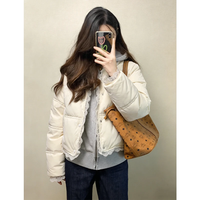 2025冬季韩系新款甜妹蕾丝花边圆领棉服女减龄保暖加厚面包服外套