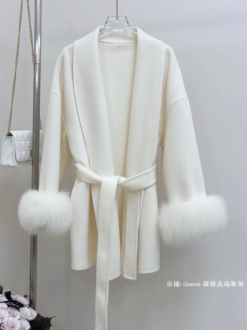 【女王归来】羊绒大衣新款百分百羊毛狐狸毛领显瘦百搭洋气