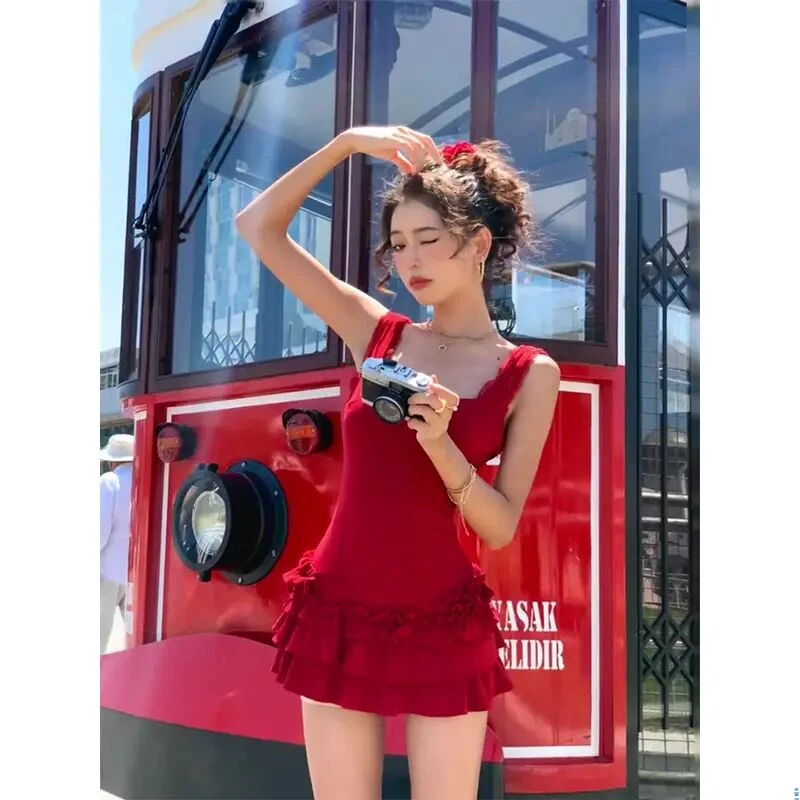 夏季纯欲穿搭气质小众U领露背红色背心裙修身显瘦短裙蛋糕连衣裙