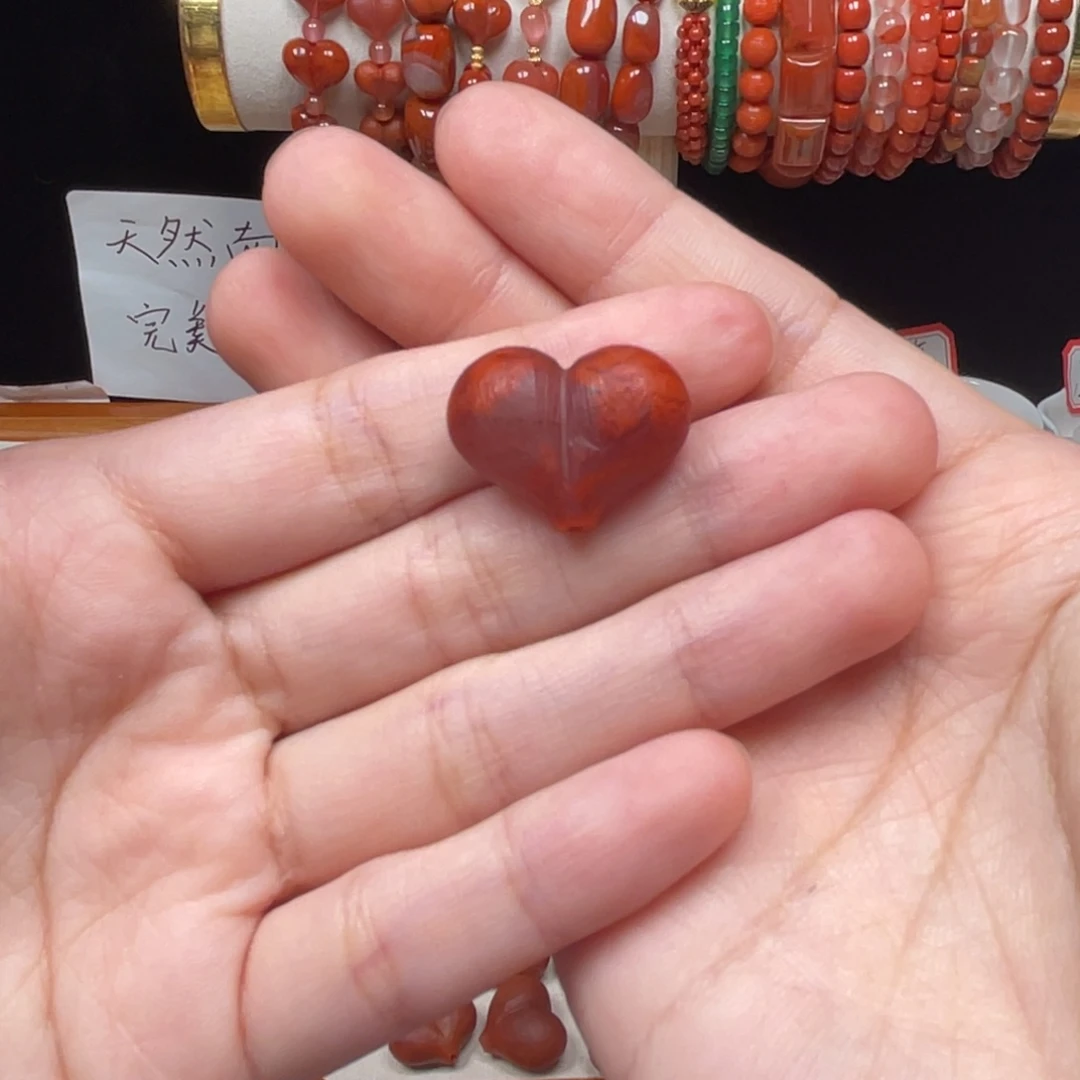 吊坠(不含链)未镶嵌南红玛瑙微瑕