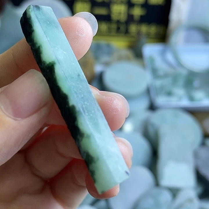 翡翠裸石纯天然翡翠