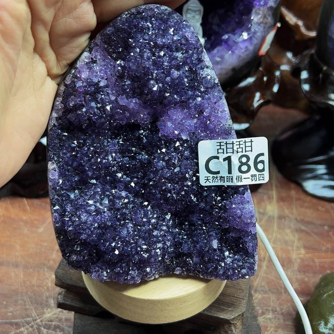 水晶大型摆件未镶嵌