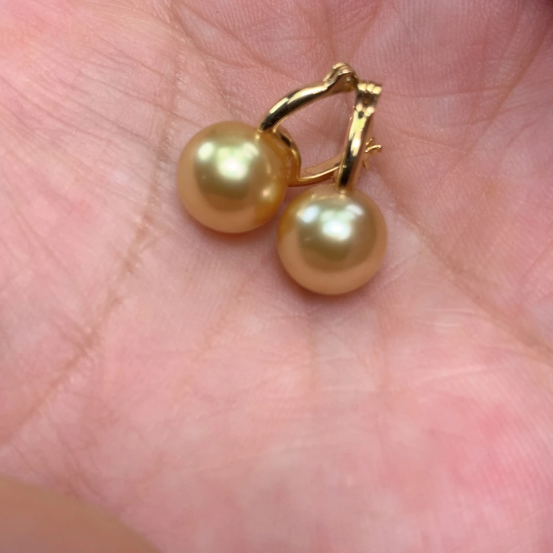 海水珍珠耳饰18K金镶嵌