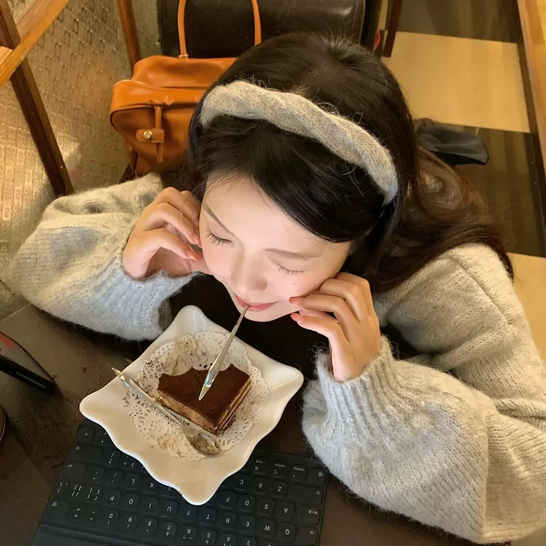 温柔马海毛针织麻花发箍秋冬毛绒绒带齿防滑头箍压发发卡上班族洗