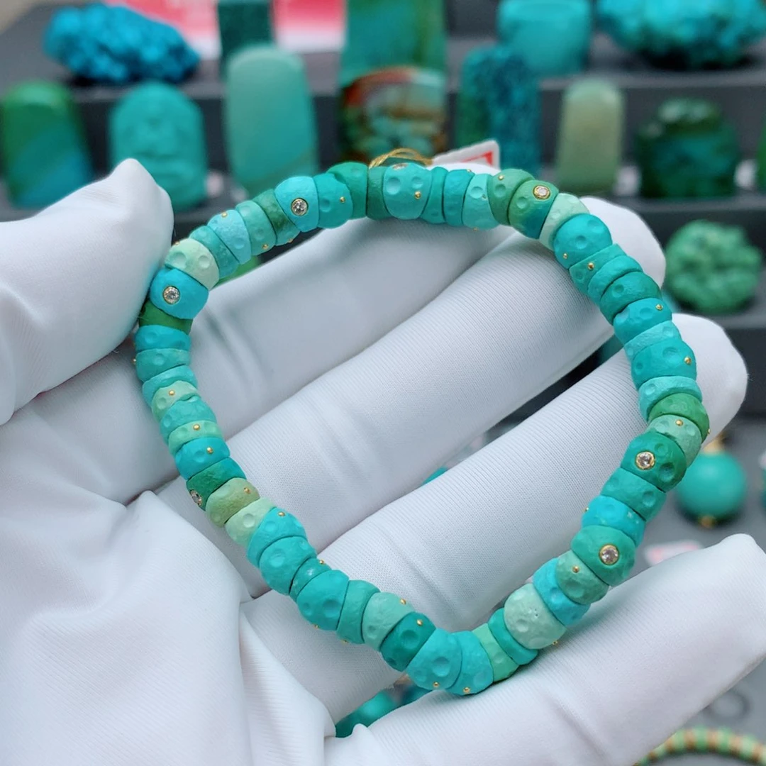 绿松石配饰未镶嵌