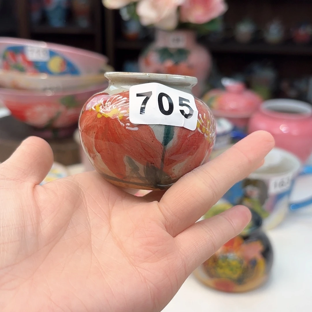 瓷片兔兔的小可爱太