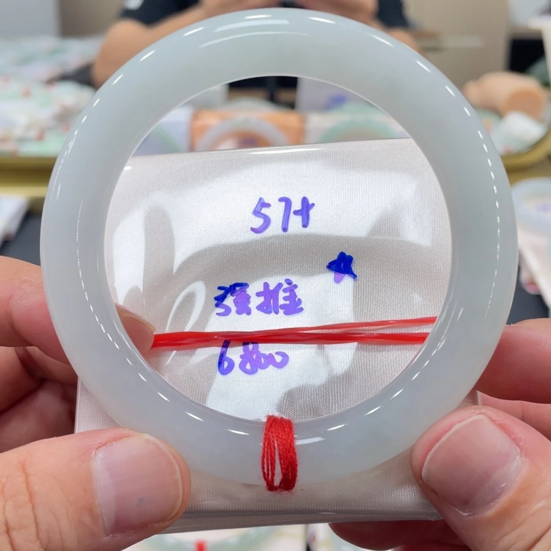 未镶嵌手镯翡翠翡翠