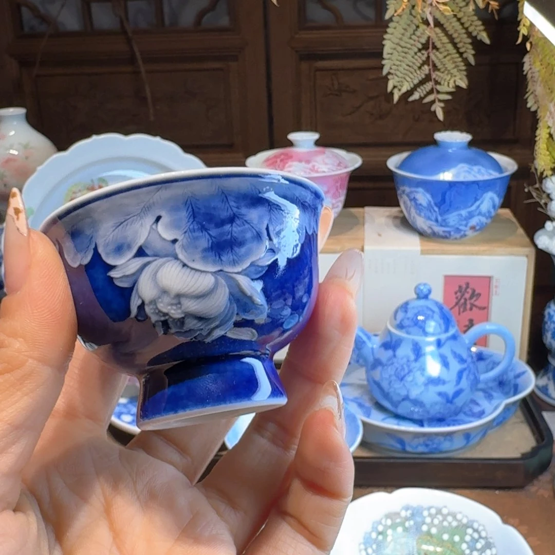 洒蓝荷花杯杯哦耶