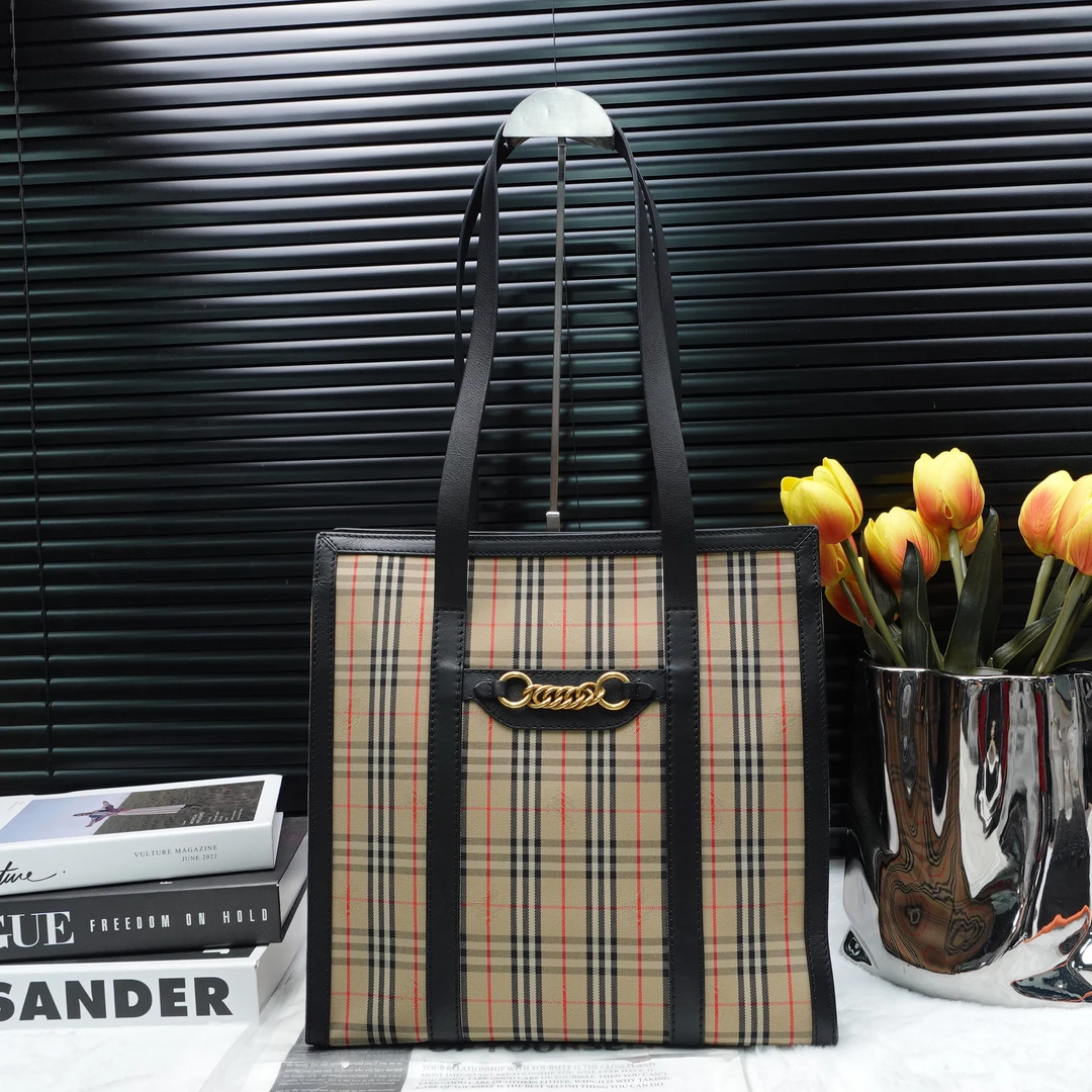 95新 BURBERRY/博柏利 单肩包/T10175315