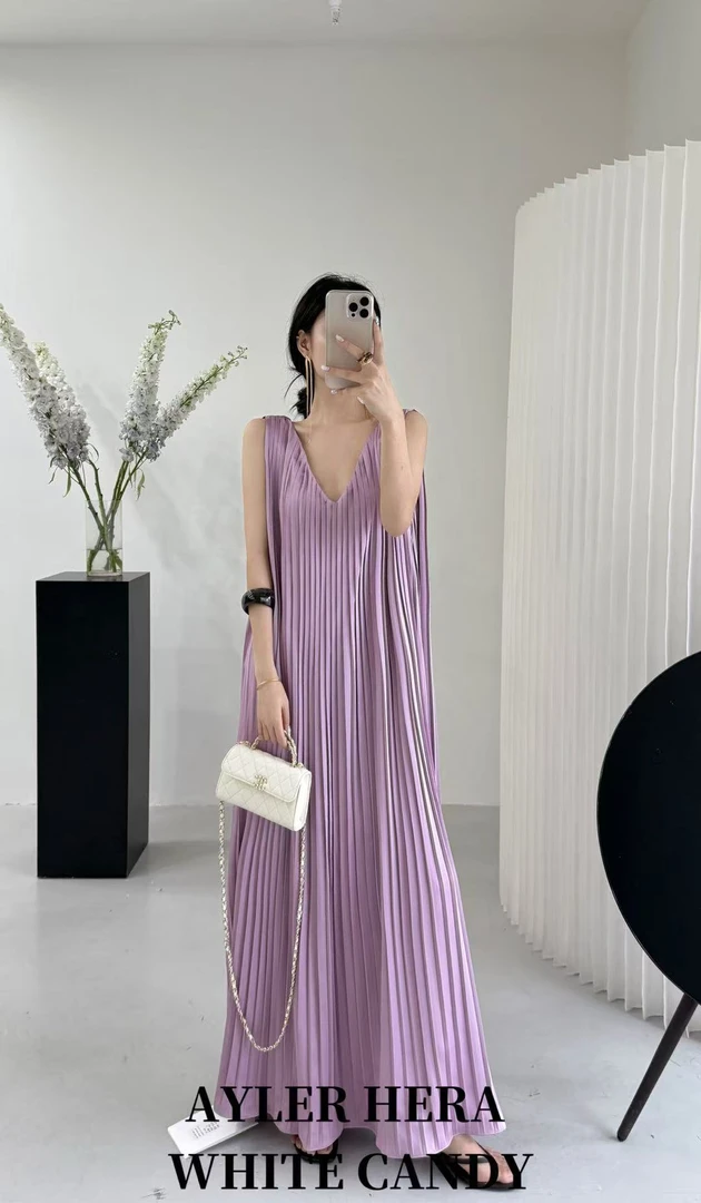 赫拉重工风琴褶显瘦V领连衣裙 W7393（福福）