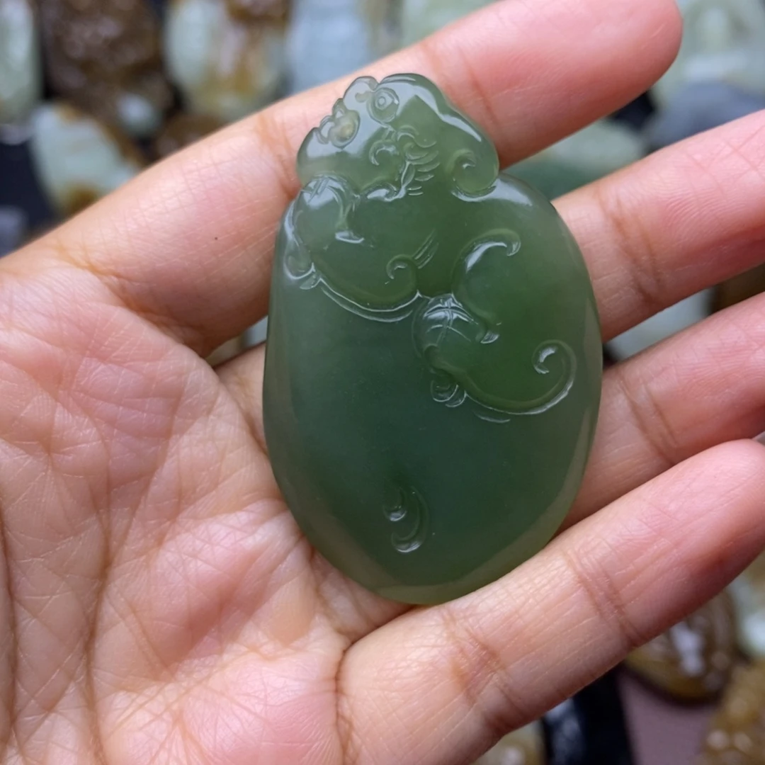 项链未镶嵌和田玉（糖玉）