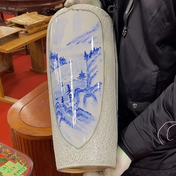 紫檀木类端景台红木家具的设计