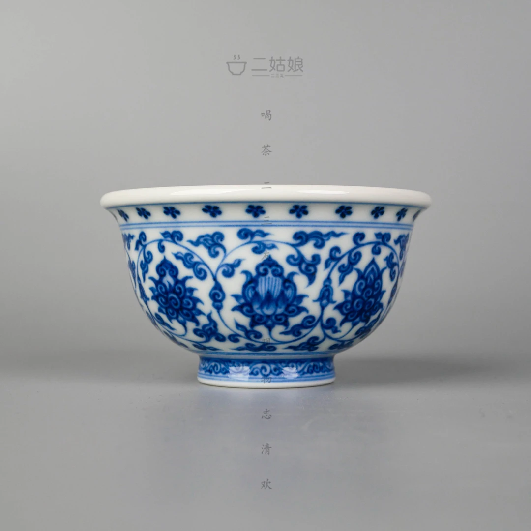 陶人临古青花鸳鸯永乐缠枝中号压手杯【景德镇全手工茶具90ml】