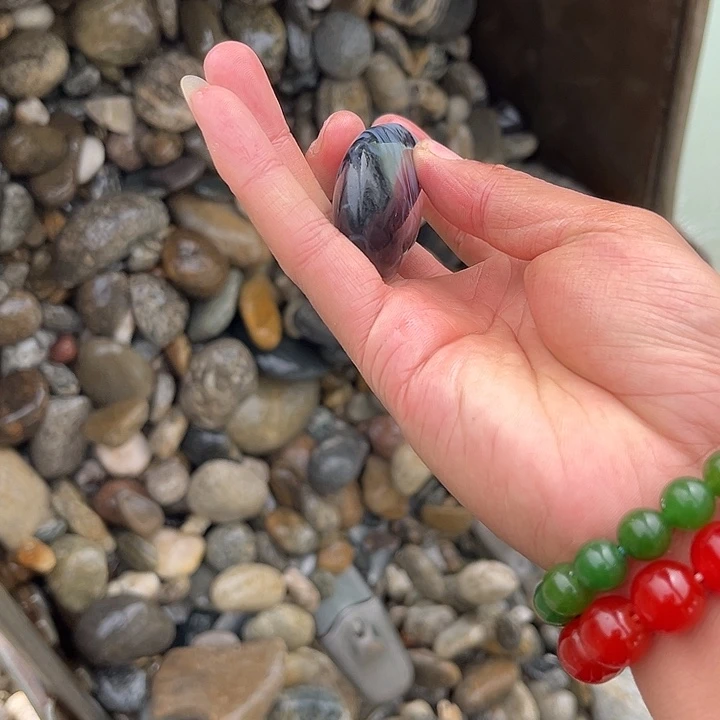 未镶嵌和田玉（糖玉）车挂