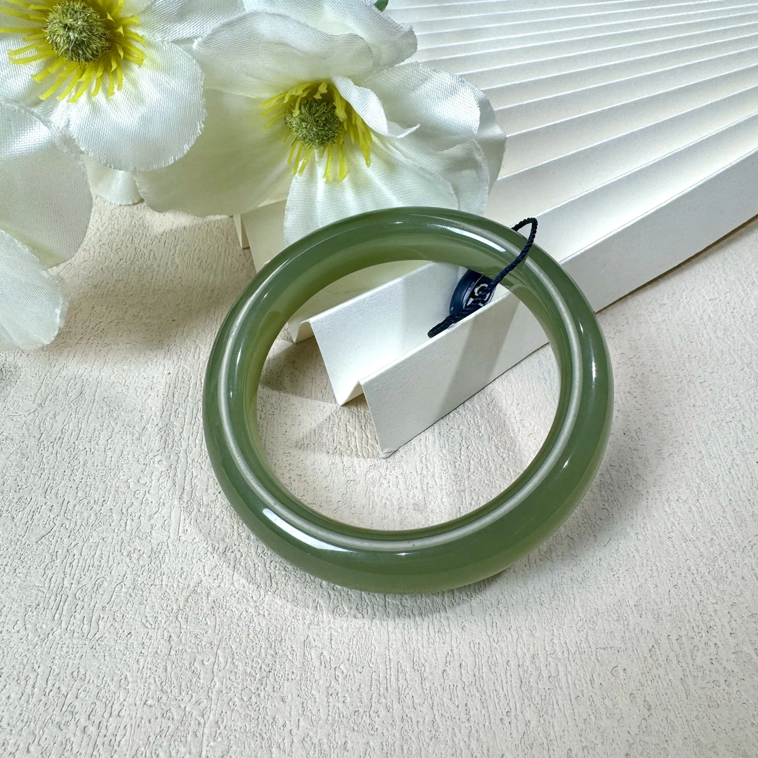 Gloire/古名【缺货】和田玉冰湖水绿手镯51-60 10*10 GL0079