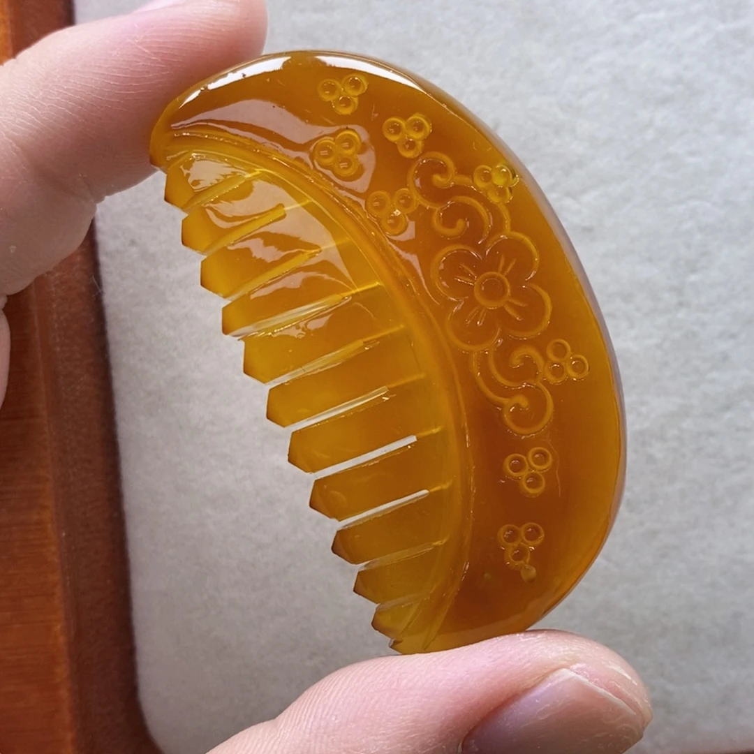 琥珀珠宝奇石未镶嵌