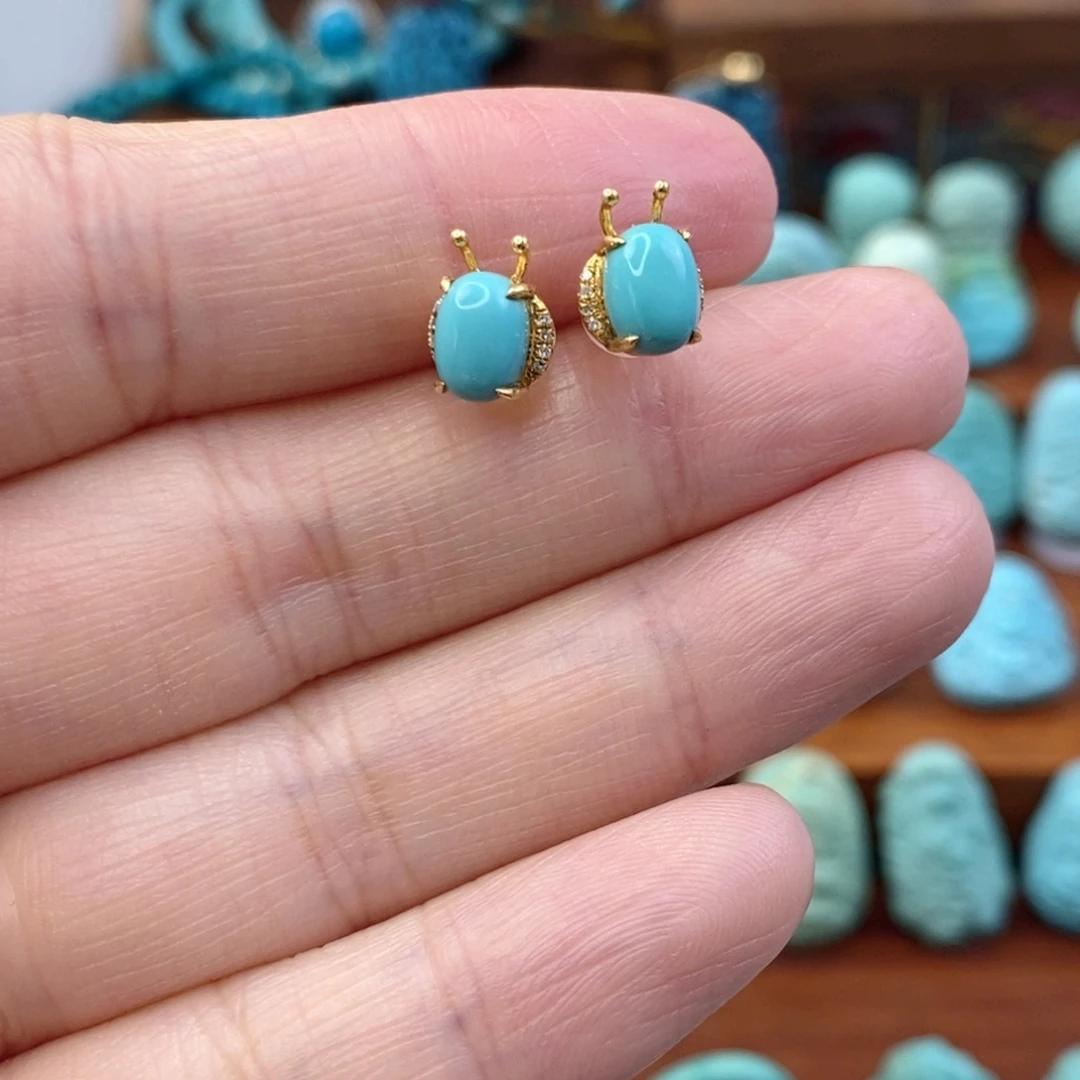 绿松石未镶嵌珠宝奇石