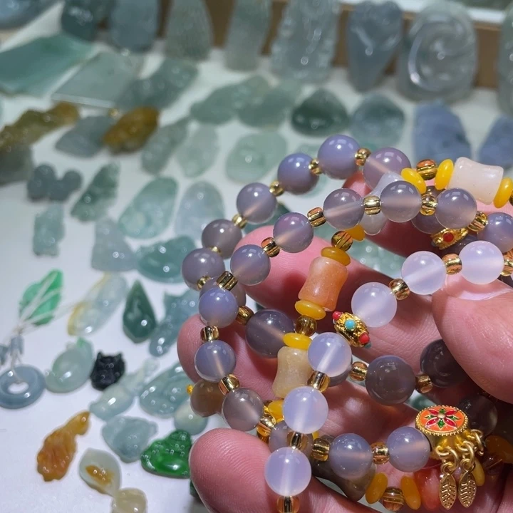 翡翠未镶嵌颈饰10