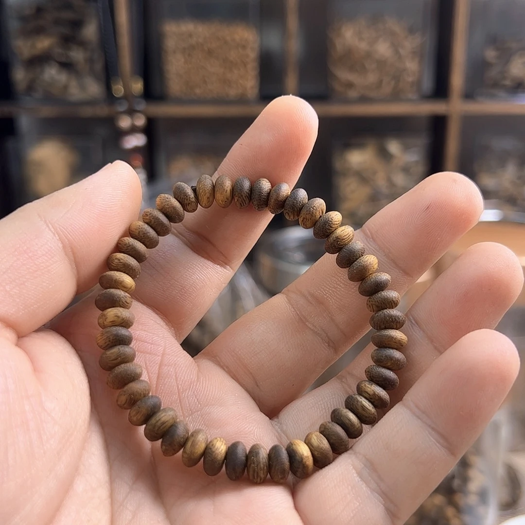 沉香手串算盘珠单圈