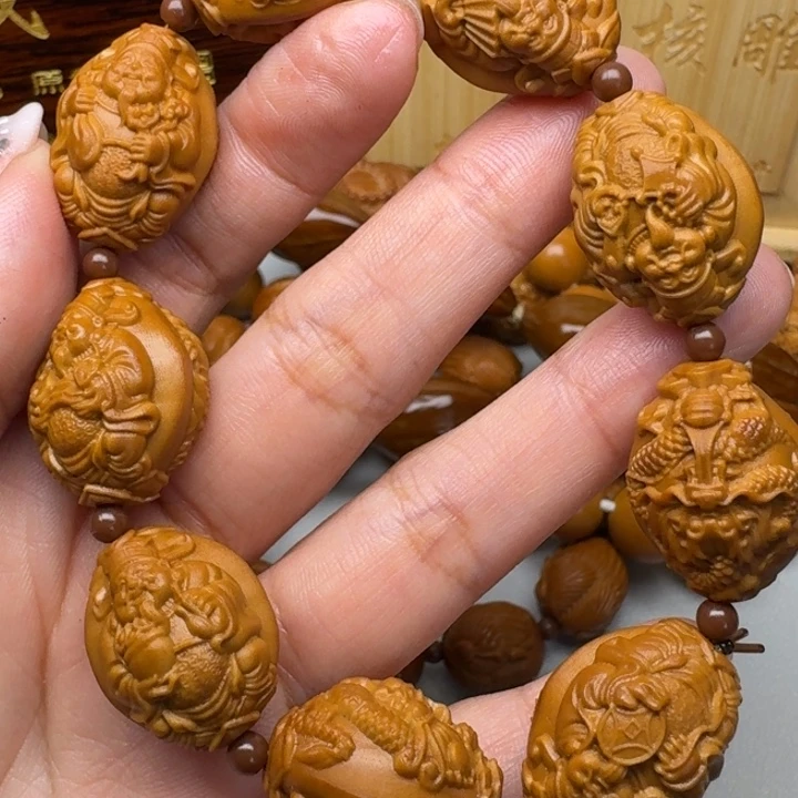 橄榄核手串/手链九龙财神