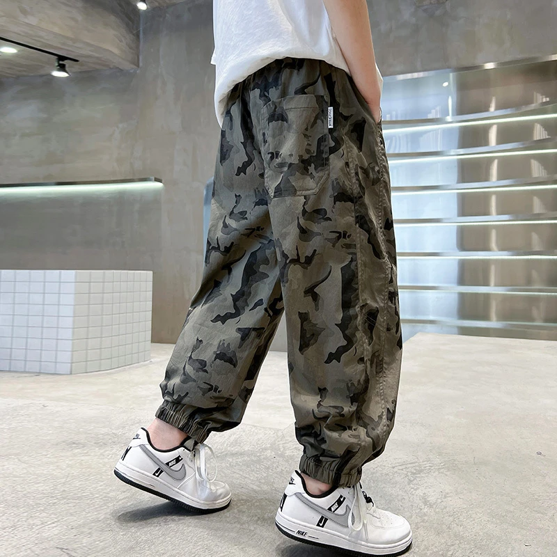 男童夏装迷彩长裤薄款中大童防蚊裤2025新款帅气休闲束脚儿童裤子