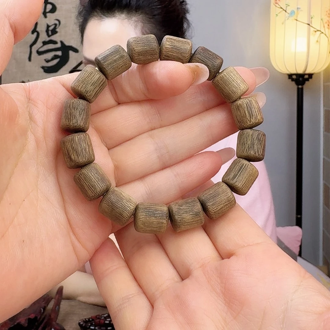 沉香沉香碎屑海南尖峰岭虫漏随形