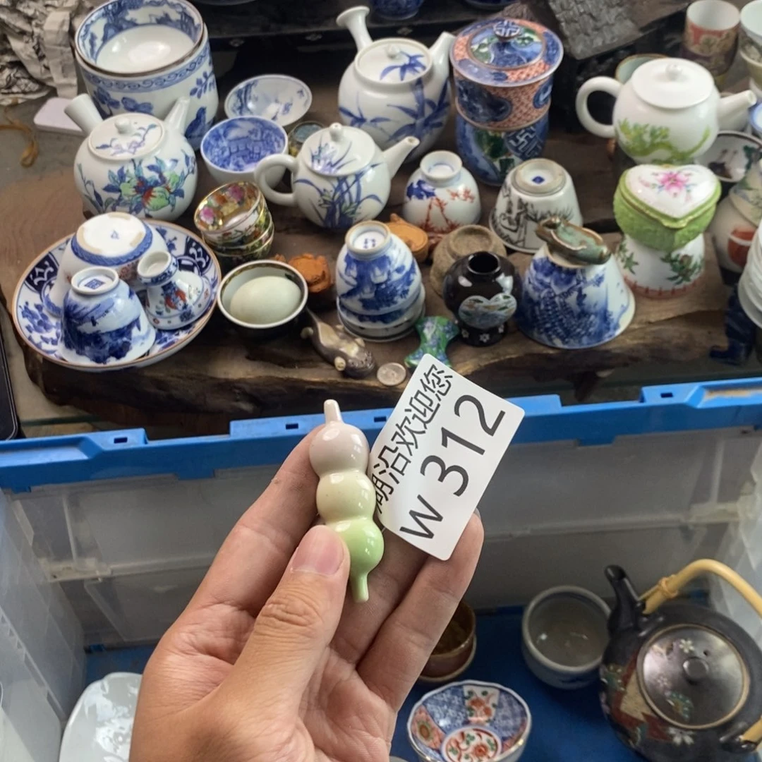 王****其他瓷器的的时候就