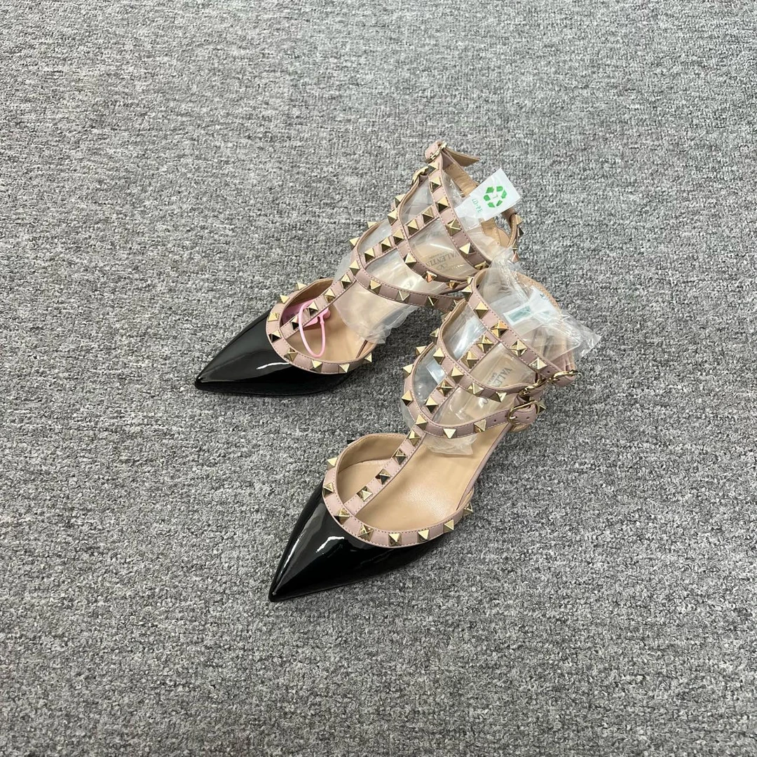 99新 Valentino/华伦天奴 华伦天奴 三环高跟鞋37码