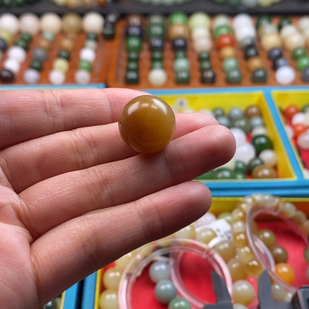 和田玉未镶嵌珠宝奇石L卡16