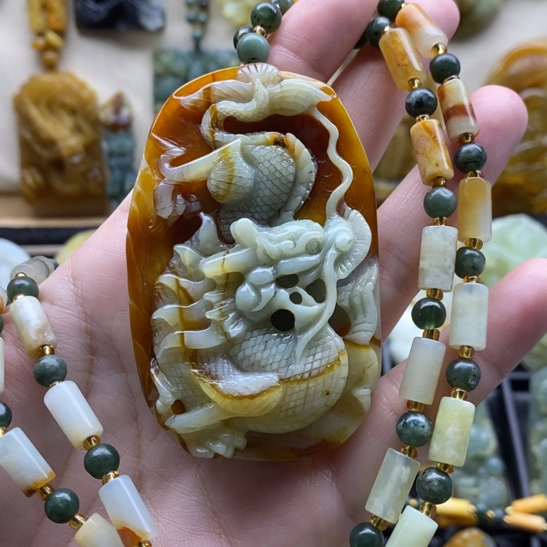 【闪购商品】岫玉颈饰未镶嵌龙