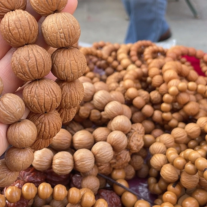 不***。猴头核桃手串猴头核桃