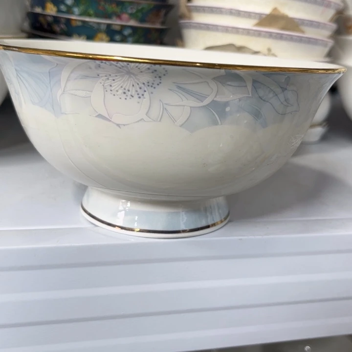 瓷片蓝莲花六寸面碗微瑕两个骨瓷骨瓷