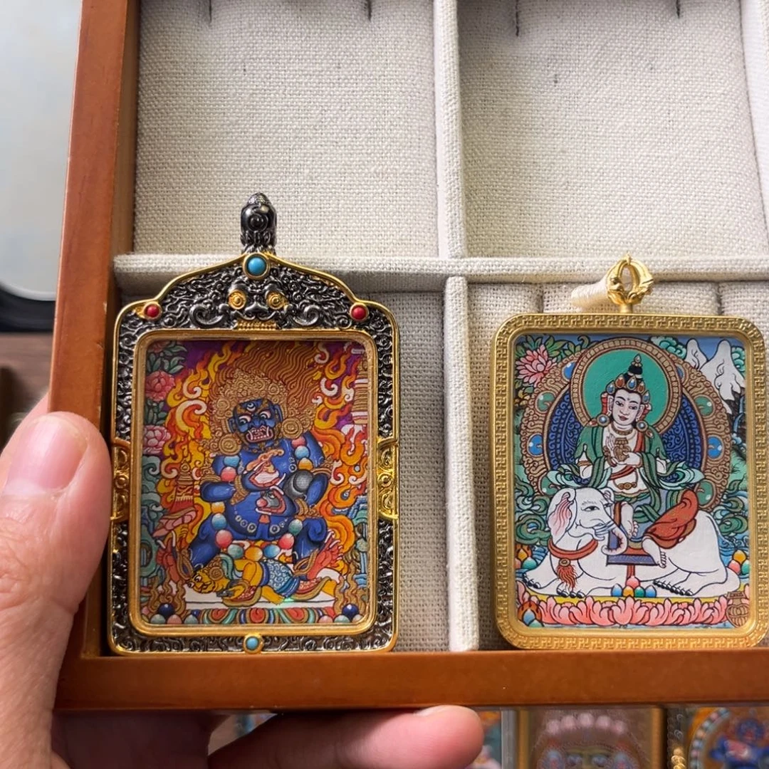重***家吊坠纯手绘真金矿料热贡普贤黑财神