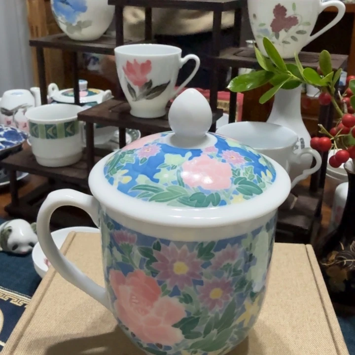 醴陵釉下手绘满花盖杯厚胎微瑕