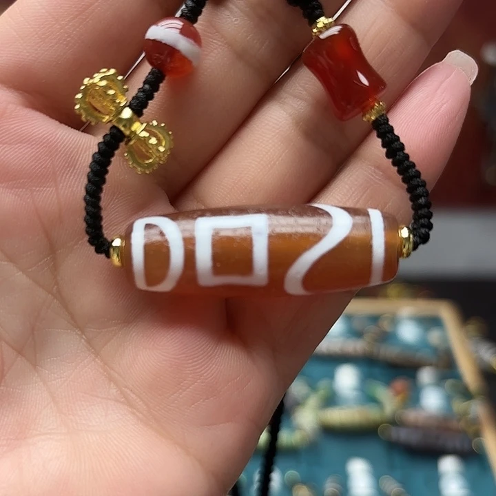合金颈饰玛瑙/玉髓