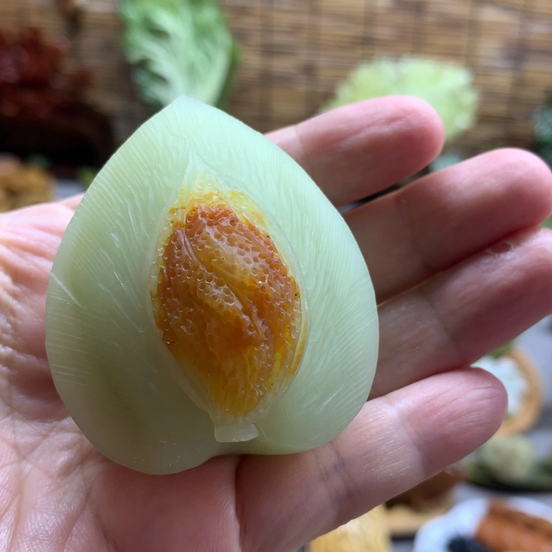 未镶嵌蛇纹石玉手把件