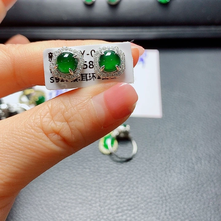 银S925镶嵌戒指翡翠