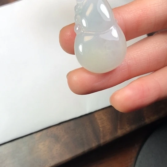 翡翠未镶嵌颈饰缅甸A货，每天下午1点半开播