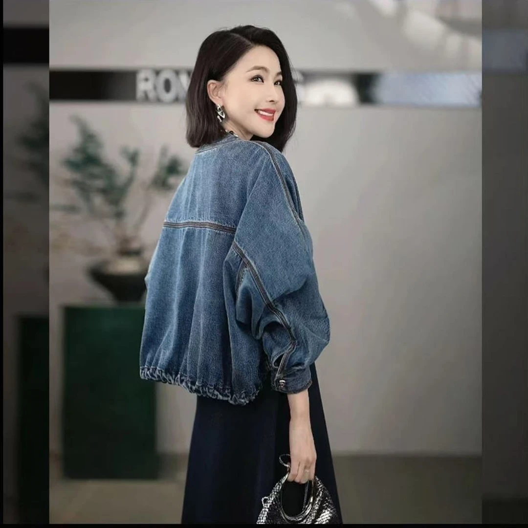 欧货时尚气质长袖V领牛仔外套女春季新款蝙蝠袖短款夹克宽松上衣