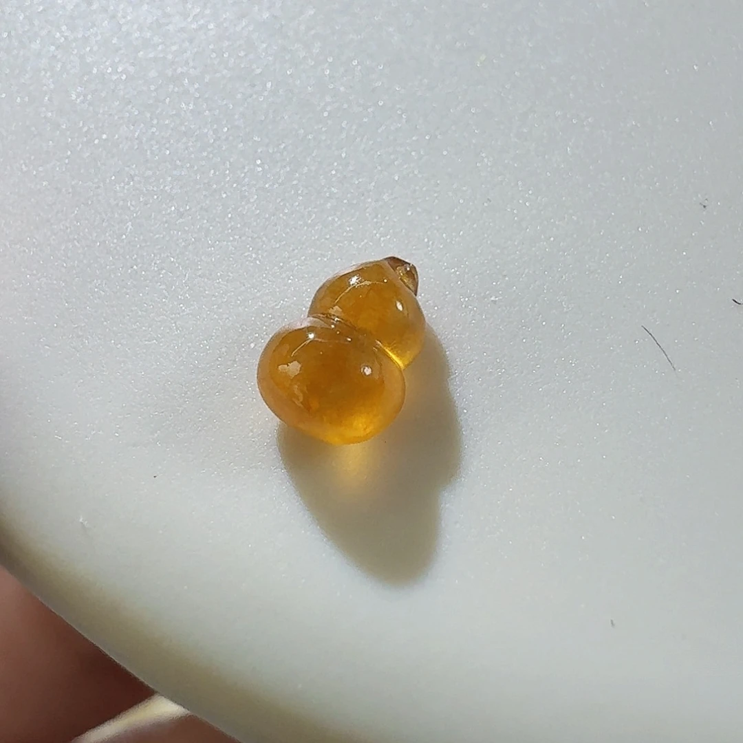 翡翠颈饰未镶嵌葫芦