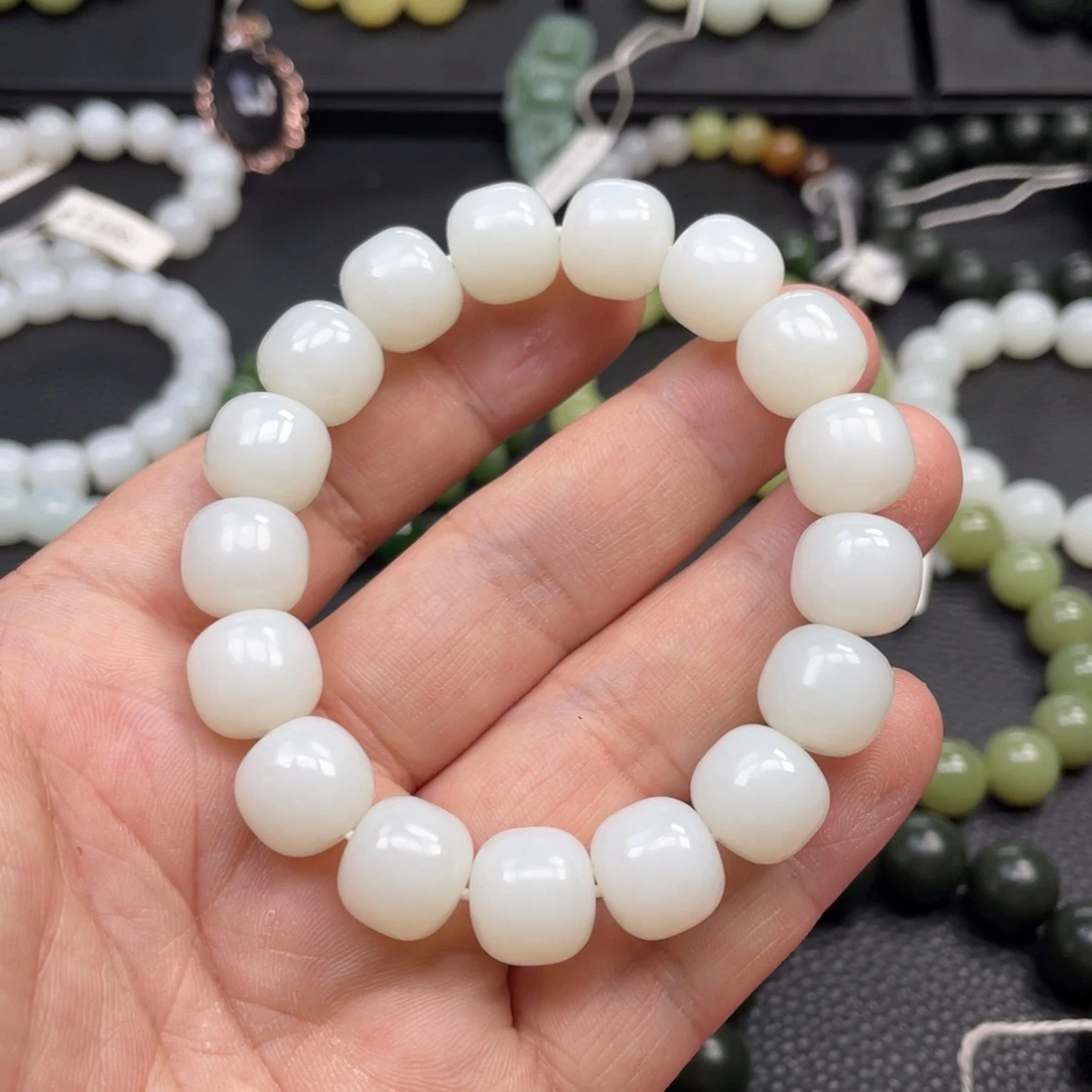 和田玉未镶嵌手链