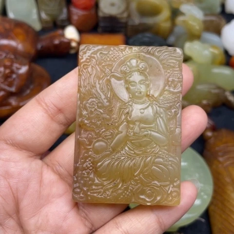 蛇纹石玉未镶嵌颈饰64