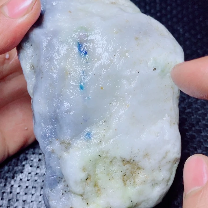 和田玉未镶嵌珠宝奇石