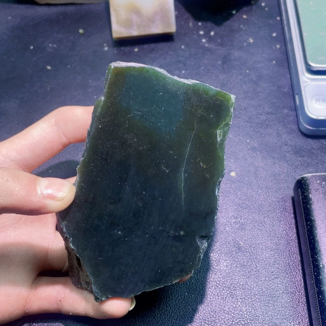 未镶嵌和田玉珠宝半成品