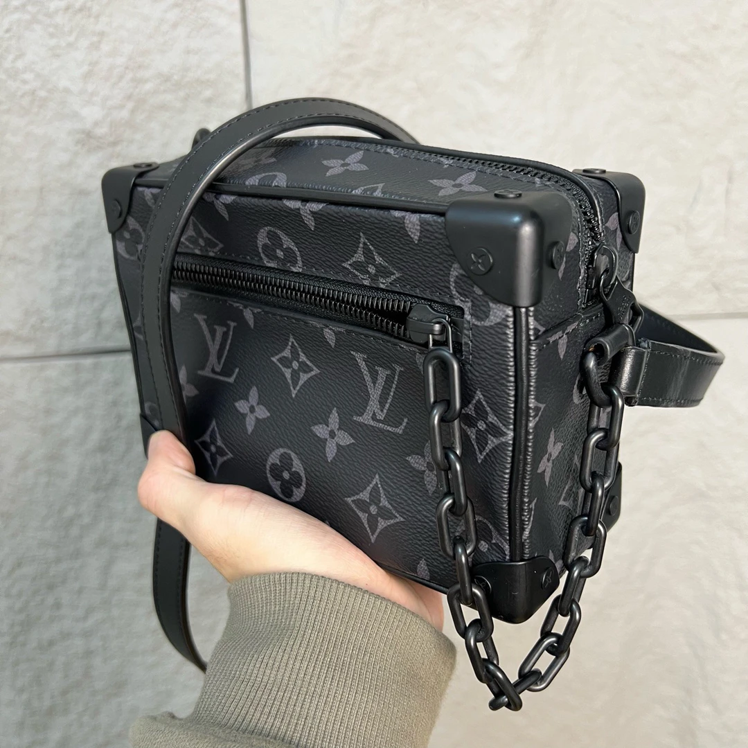 99新 LouisVuitton/路易威登 Soft Trunk黑老花盒子包芯片款