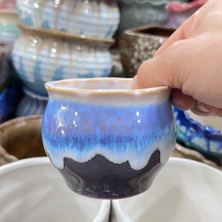 凑9块包邮，有孔，陶瓷花盆