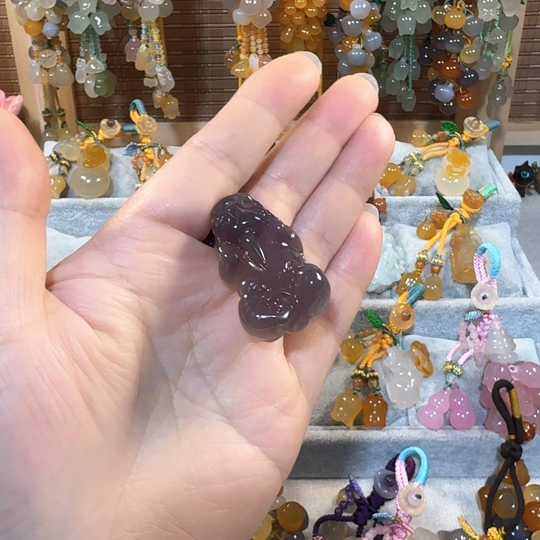 玛瑙/玉髓天然玉髓玛瑙通货不挑不拣带有包容点未镶乔****x