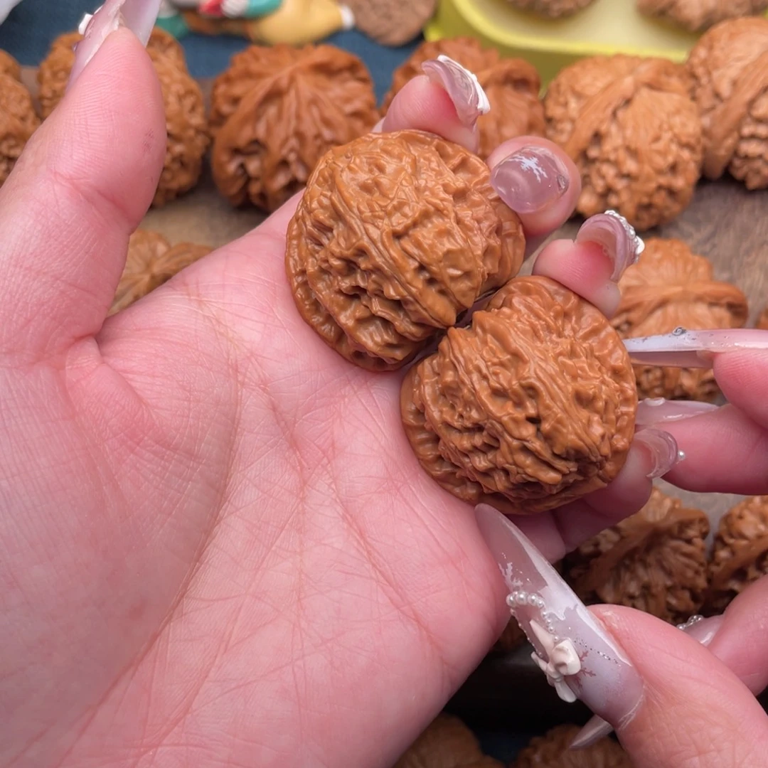 把件文玩核桃全品三角白36